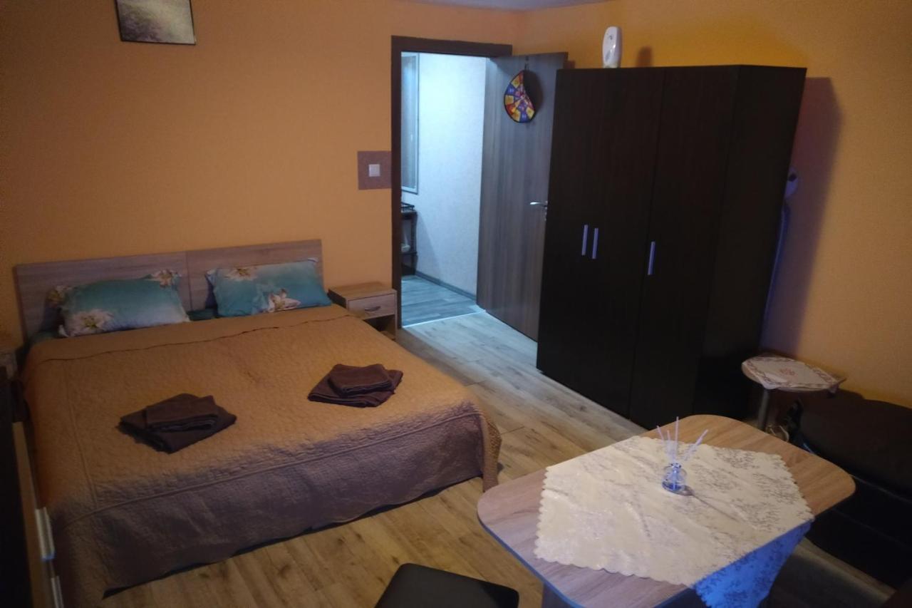 Apartament Edelvais Varna Buitenkant foto